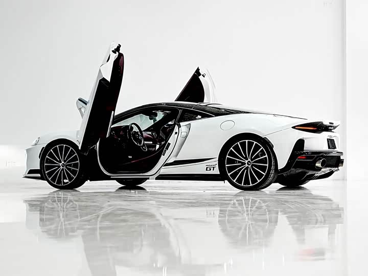 Фото 6 - McLaren GT