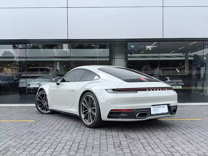 Фото 5 - Porsche 911