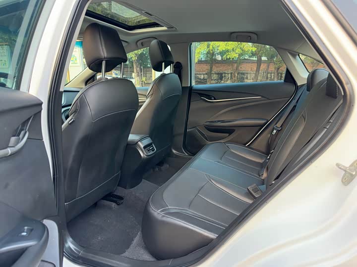 Фото 9 - Buick Excelle GT