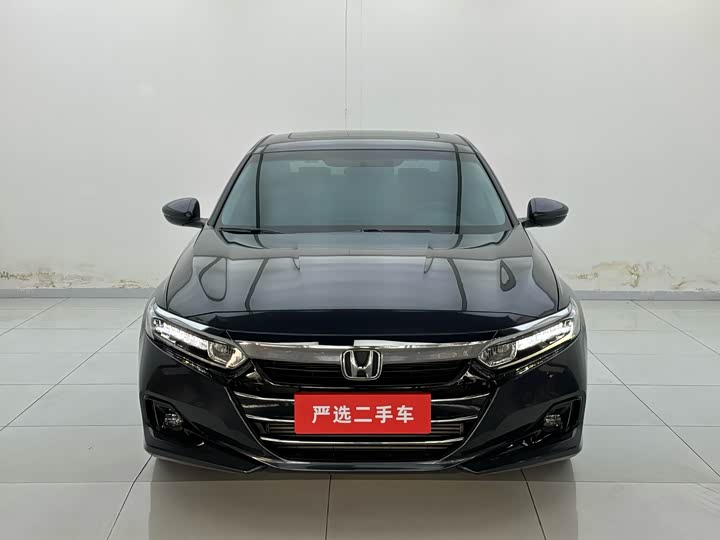 Фото 2 - Honda Accord