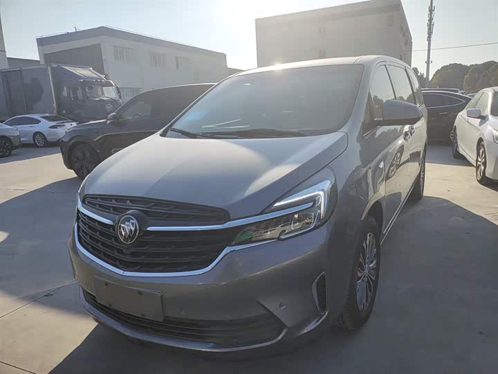 Фото 1 - Buick GL8 ES