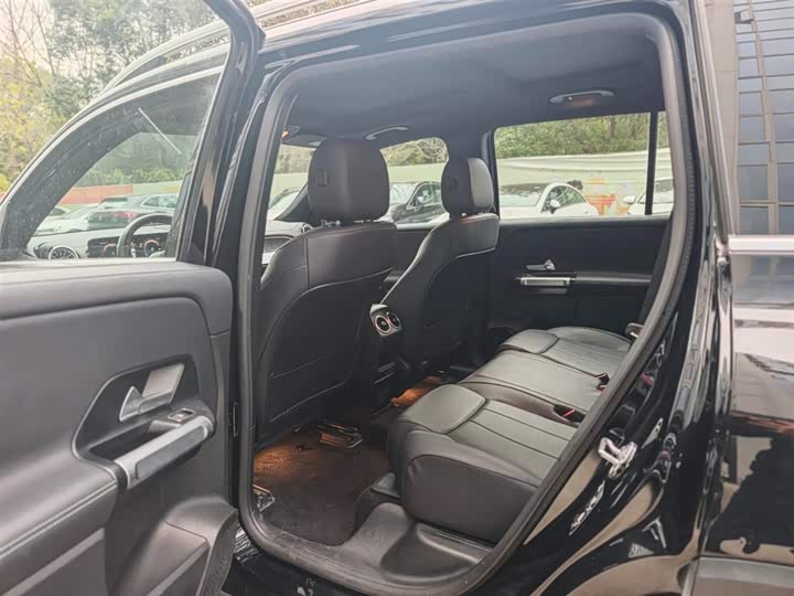 Фото 4 - Mercedes-Benz EQB