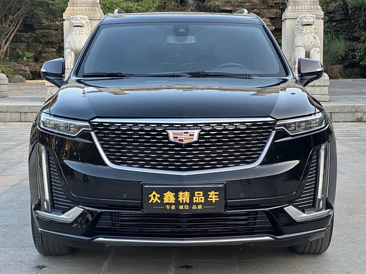 Фото 2 - Cadillac XT6