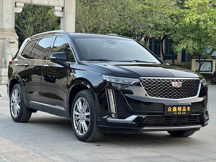 Фото 3 - Cadillac XT6