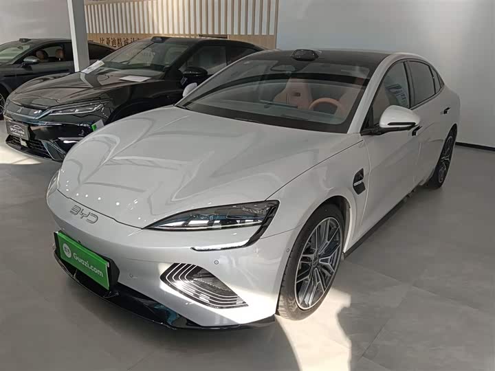 Фото 1 - BYD Seal