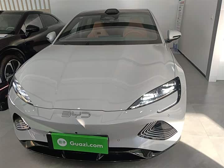 Фото 3 - BYD Seal