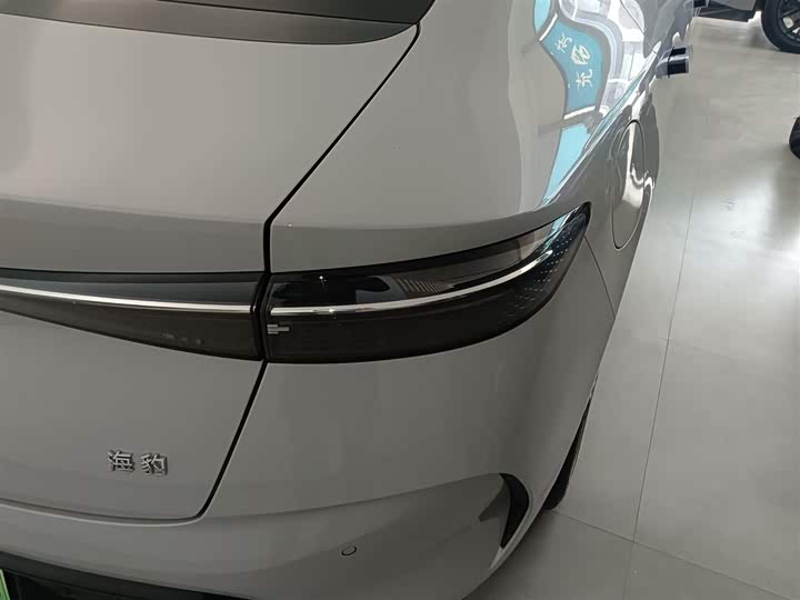 Фото 8 - BYD Seal