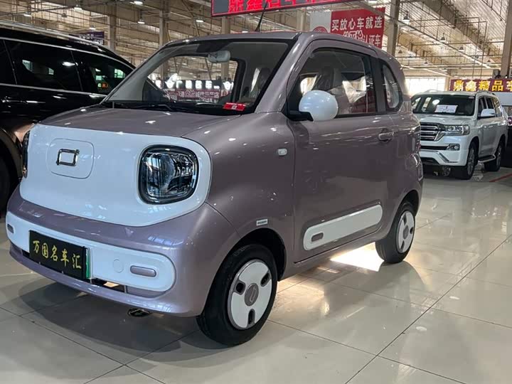 Фото 1 - Bestune Pony