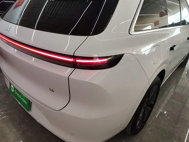 Фото 8 - LiXiang L6