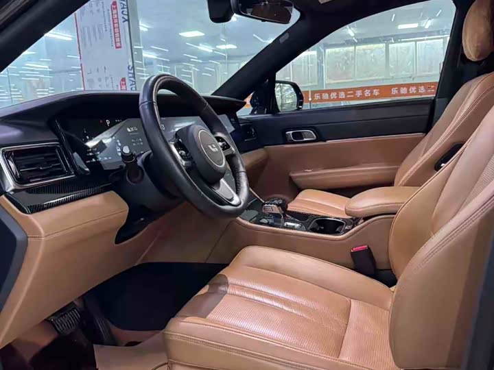 Фото 4 - LiXiang One