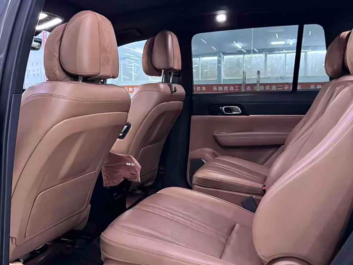 Фото 5 - LiXiang One