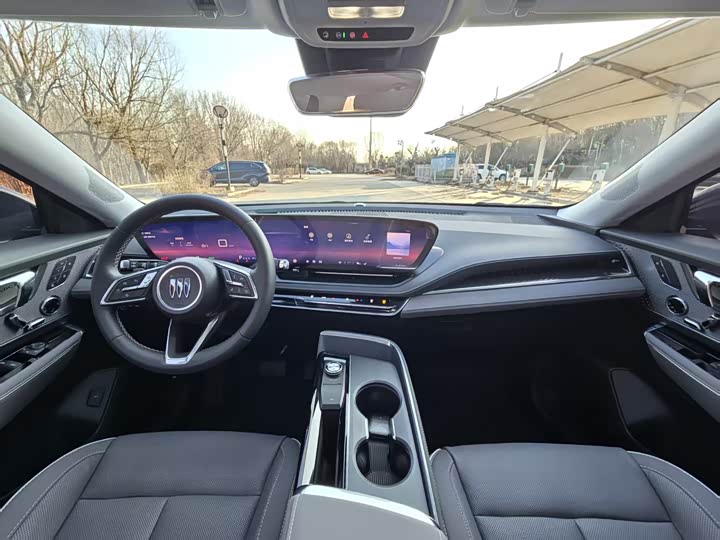 Фото 9 - Buick Electra E5