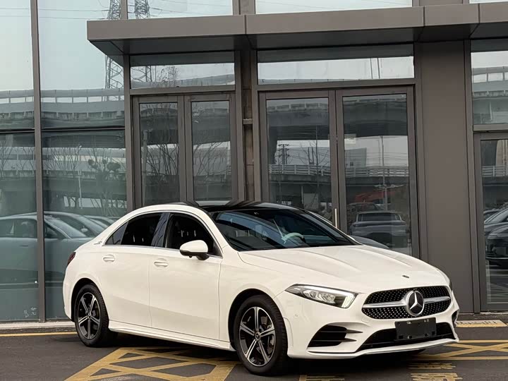 Фото 3 - Mercedes-Benz A-Class