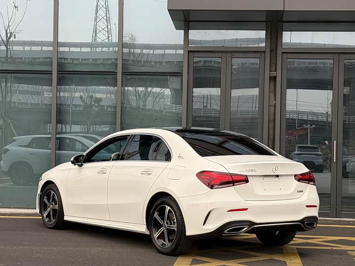 Фото 5 - Mercedes-Benz A-Class