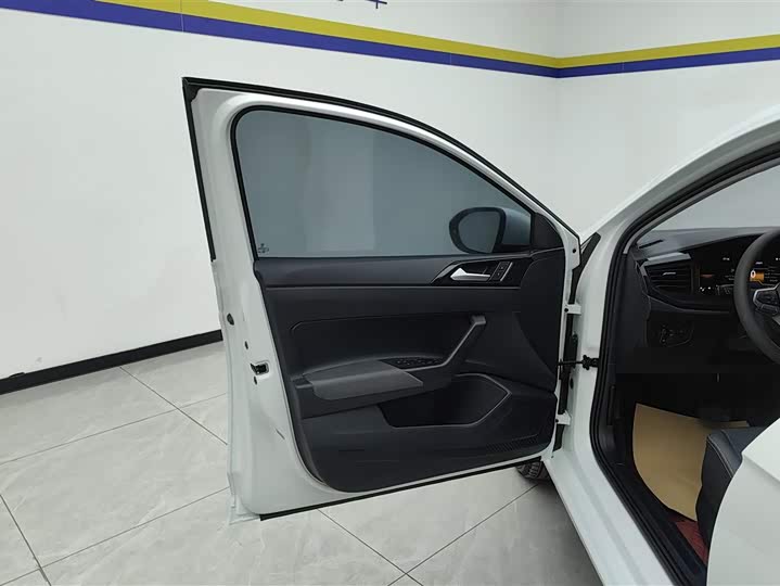 Фото 7 - Volkswagen Lavida