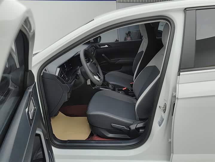 Фото 9 - Volkswagen Lavida