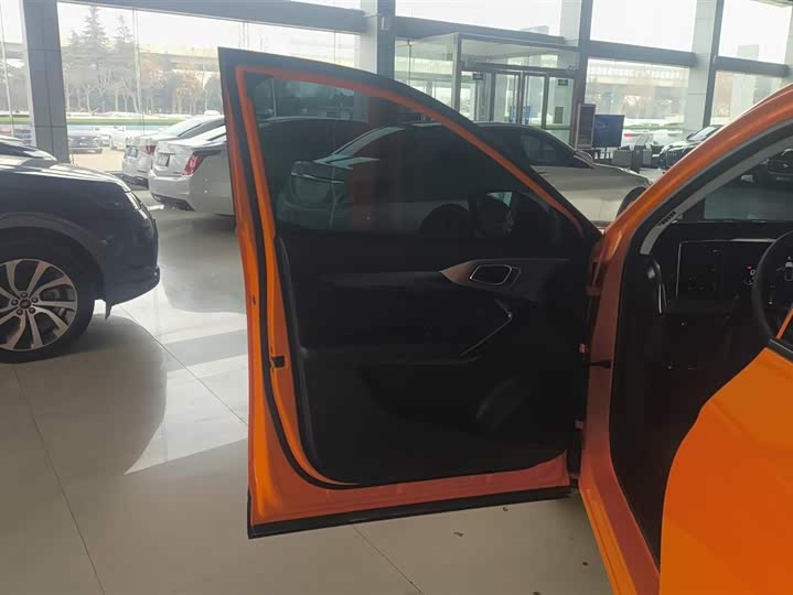 Фото 7 - MG Motor One