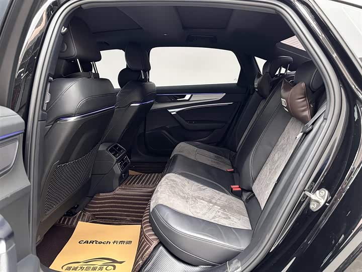 Фото 9 - Audi A6L