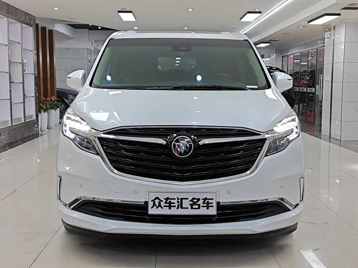 Фото 2 - Buick GL8 ES