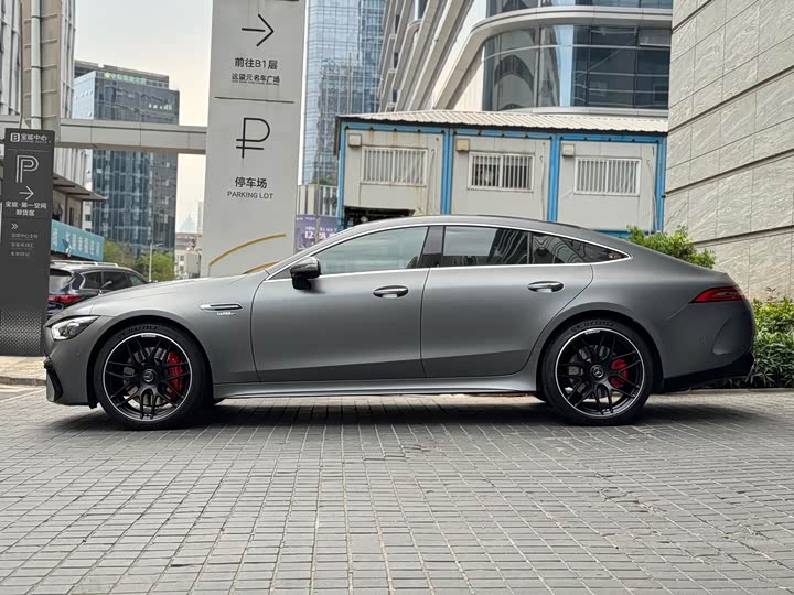 Фото 9 - Mercedes-Benz AMG GT