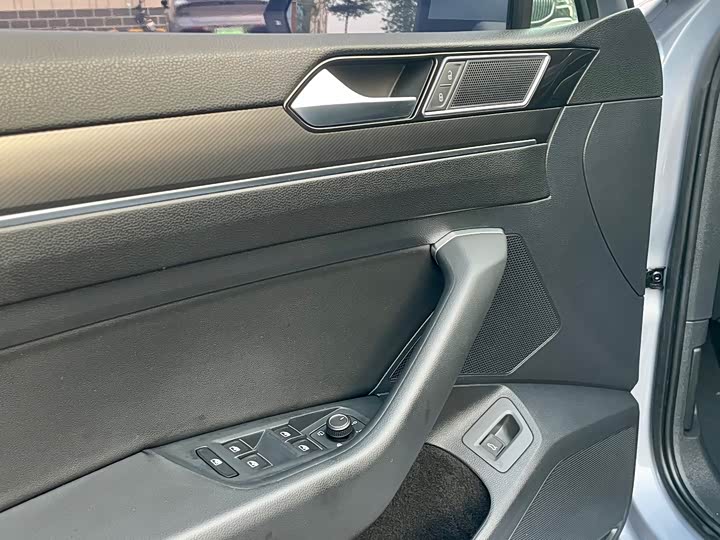 Фото 6 - Volkswagen Magotan