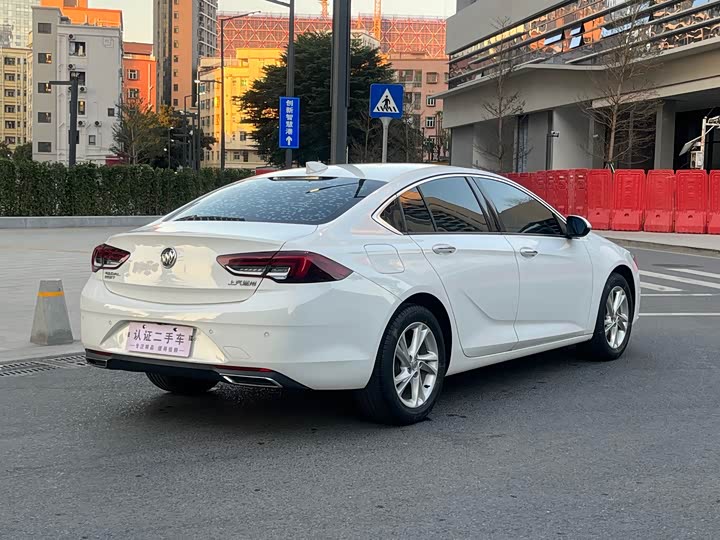 Фото 4 - Buick Regal