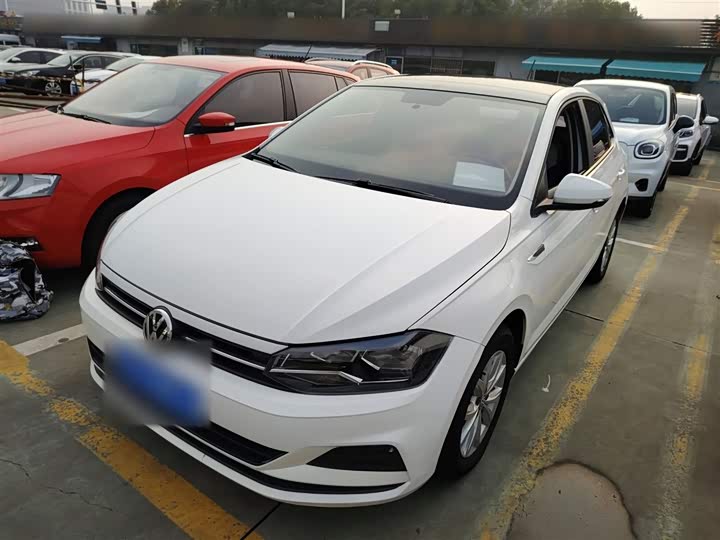 Фото 2 - Volkswagen Polo