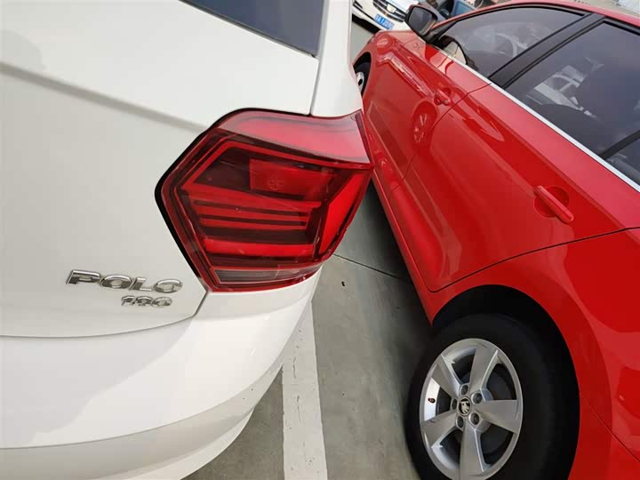 Фото 8 - Volkswagen Polo