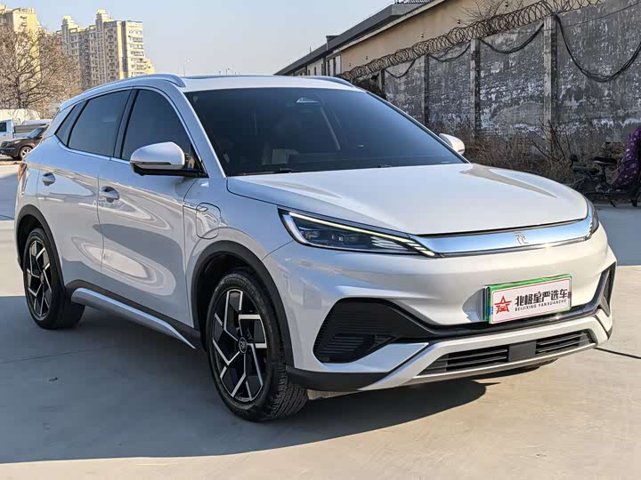 Фото 3 - BYD Yuan Plus