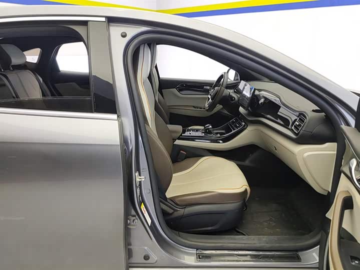 Фото 8 - BYD Qin Plus