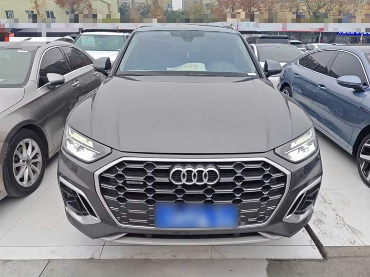 Фото 3 - Audi Q5L