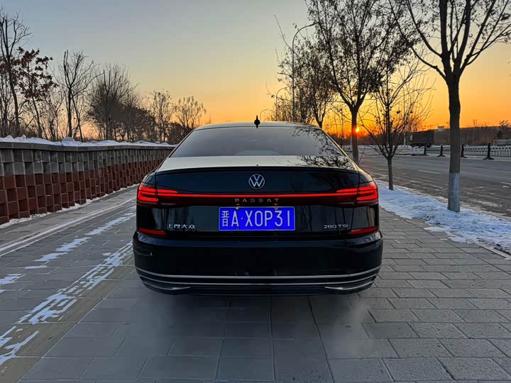 Фото 7 - Volkswagen Passat