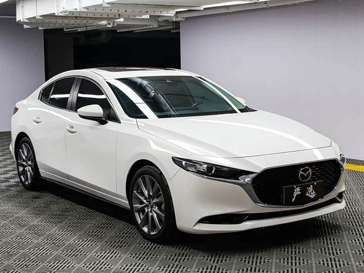 Фото 3 - Mazda 3 (Axela)
