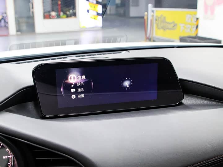 Фото 8 - Mazda 3 (Axela)