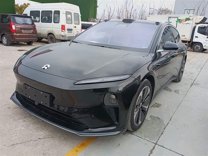 Фото 2 - Nio ET5T