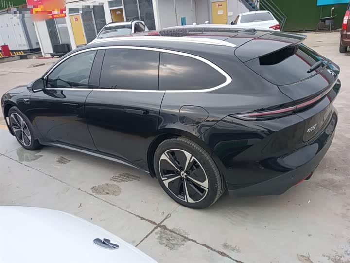 Фото 5 - Nio ET5T