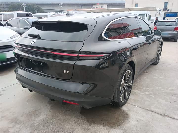 Фото 7 - Nio ET5T