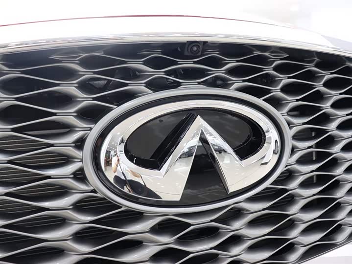 Фото 9 - Infiniti QX55