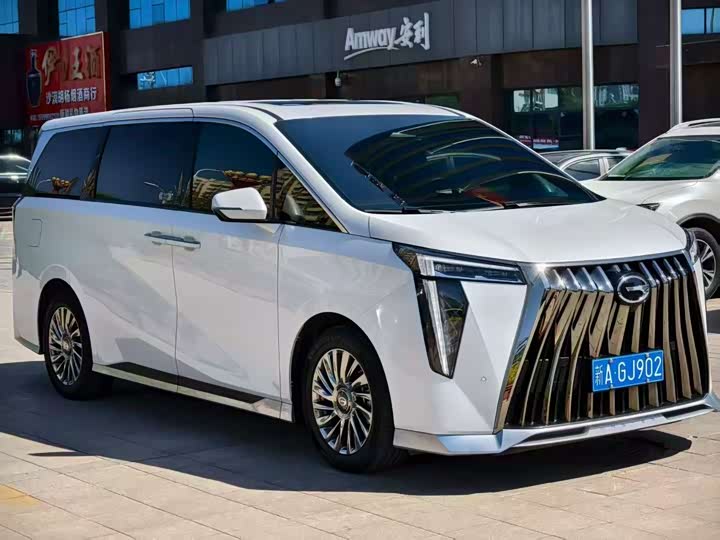 Фото 3 - GAC Trumpchi M8