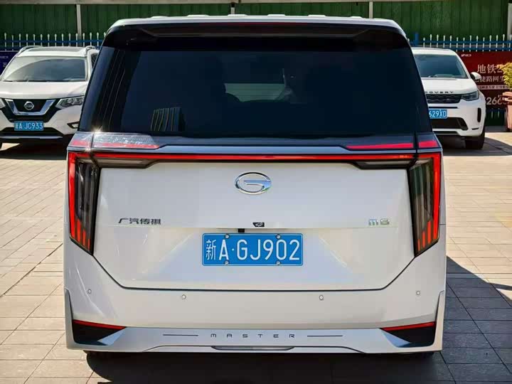 Фото 8 - GAC Trumpchi M8