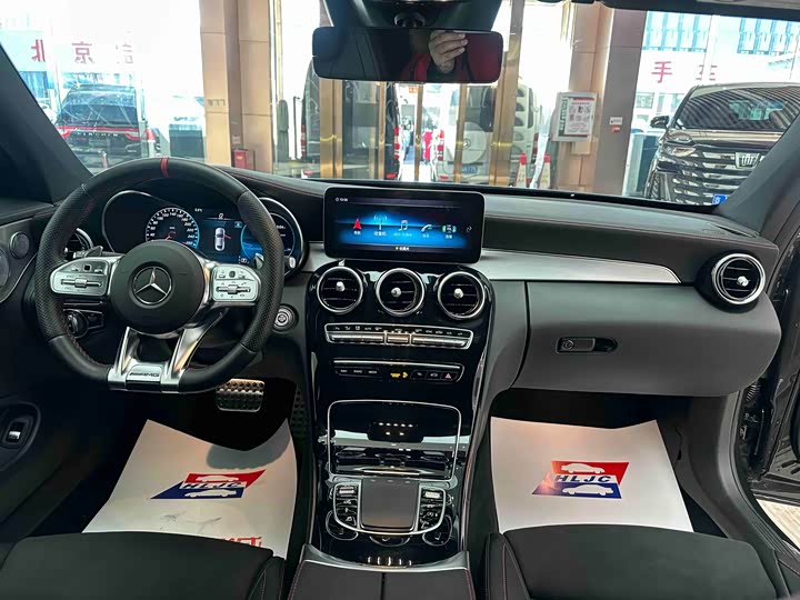 Фото 9 - Mercedes-Benz C-Class AMG