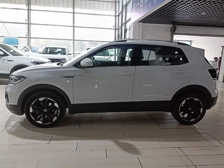 Фото 5 - Volkswagen Tacqua