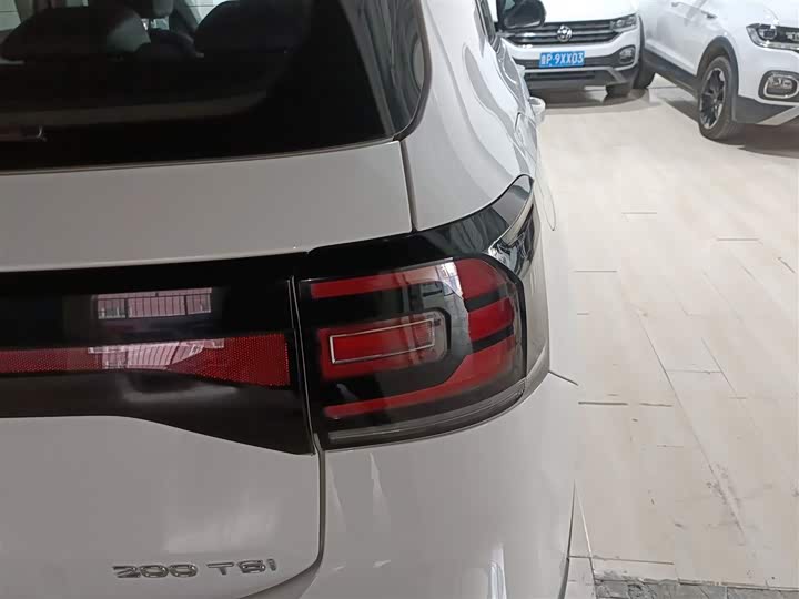 Фото 8 - Volkswagen Tacqua