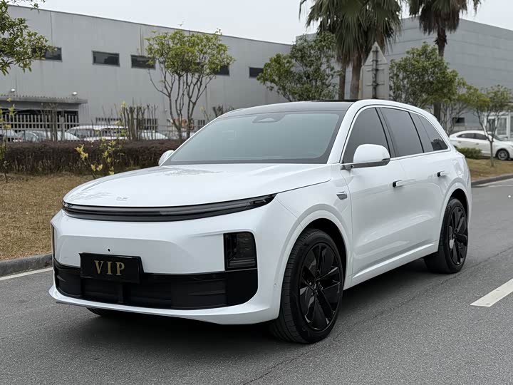 Фото 1 - LiXiang L6