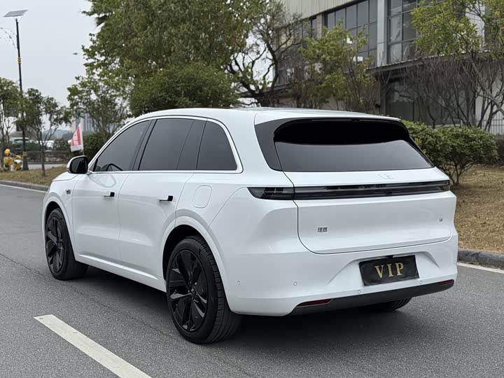 Фото 6 - LiXiang L6