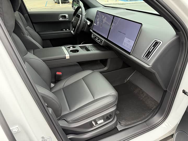 Фото 8 - LiXiang L6