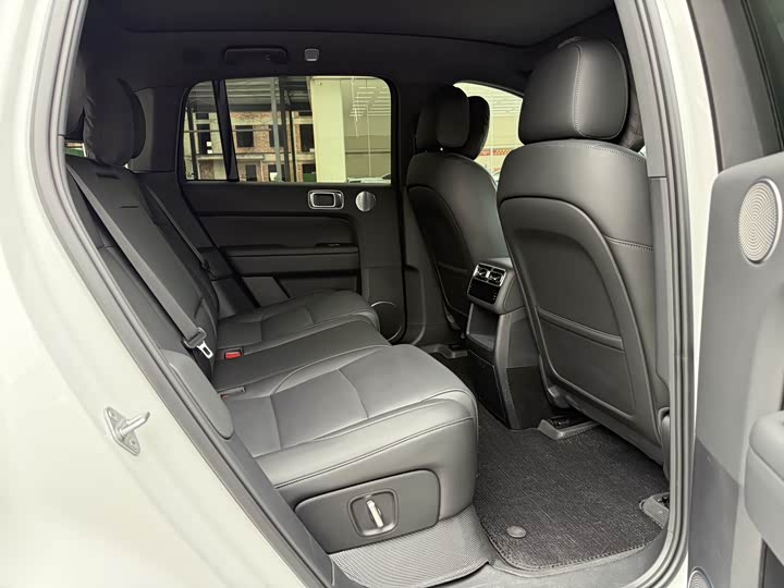 Фото 9 - LiXiang L6