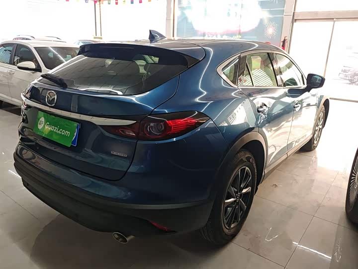 Фото 7 - Mazda CX-4