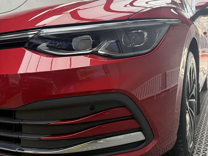 Фото 7 - Volkswagen Golf