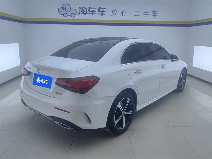 Фото 3 - Mercedes-Benz A-Class